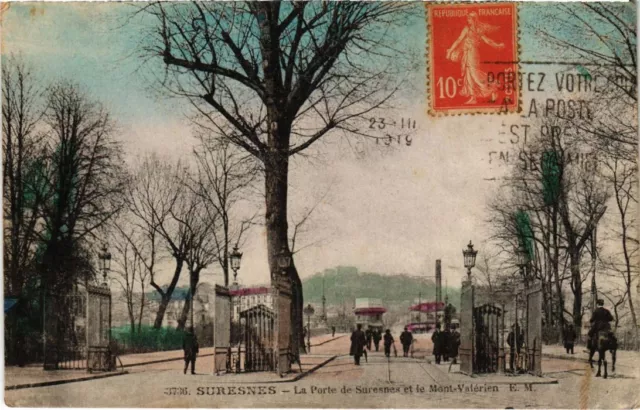 CPA SURESNES La Porte de Suresnes et le Mont-Valerien (1322634)