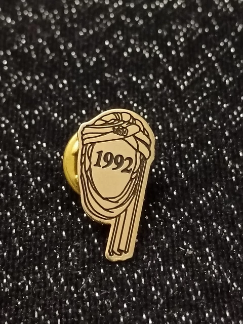 Pin's lapel pin pins Rallye Raid PEUGEOT 405 T16 PIONNER SHELL