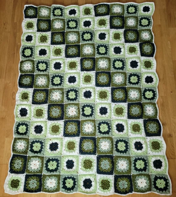 Granny Square, Häkeldecke,Kuscheldecke,Wolldecke Handarbeit Babydecke Neu