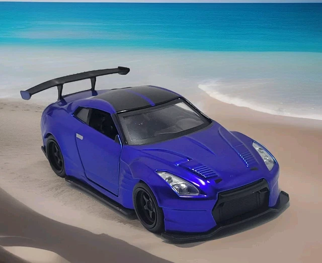 JADA TOYS FAST& Furious Brians Nissan GTR (R-35) 1.32 Scale Diecast ...