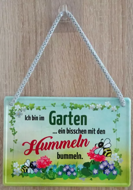 Hängeschild Schild mit Kordel 16x11cm - im Garten mit Hummeln bummeln Bienen