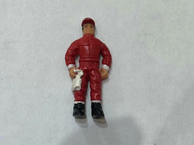 LOT ANCIEN kinder monobloc et autre figurine EUR 12,00 - FR