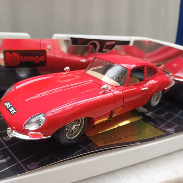 Politoys 1/43 Jaguar Type E Spyder N°89 - Rouge Et Noir - Rare - Bon état