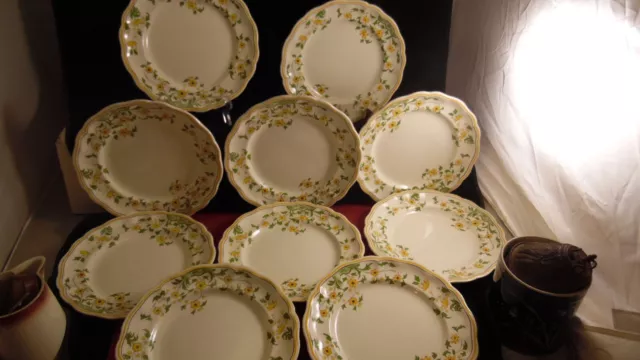 Service de 10 assiettes plates en faience de Lunéville modèle Olerys