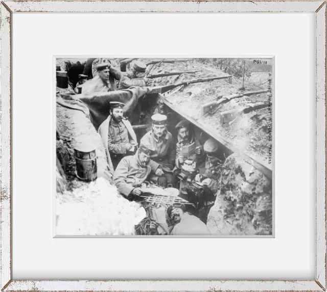 1914 Photo A quiet moment in German trenches German soldiers smoking and reading