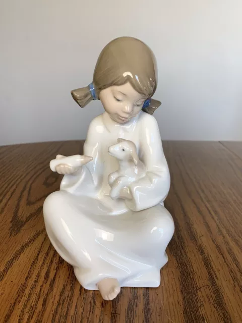 Porcelain Lladro Nao Figure “Time For Your Bottle” Girl Feeding Lamb #02001275