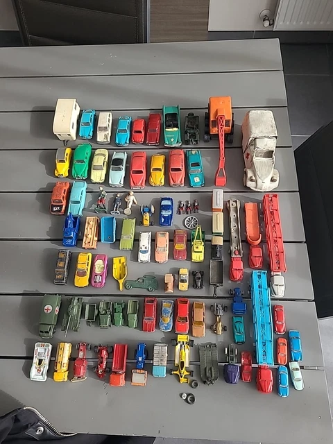 COLLECTION MODELCARS 19X - Majorette Matchbox Husky Hotwheels and More