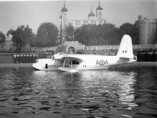 Photo  Aeroplane 201 Squadron Raf Short Sunderland Mk.5 Sz576 Moored In Pool Of