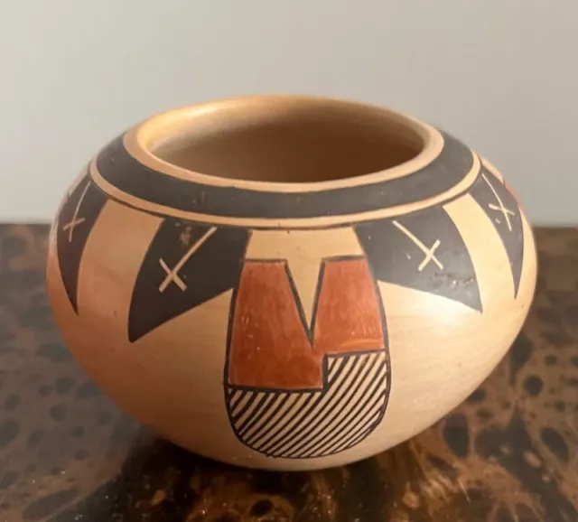 Priscilla Namingha, Native American Nampeyo Hopi/Tewa Pottery Seed Jar Small Priscilla Namingha, Native American Nampeyo Hopi/Tewa Pottery Seed Jar Small