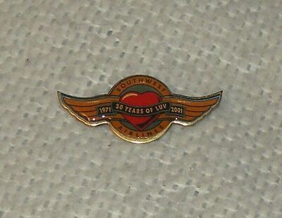 SOUTHWEST AIRLINES 30th ANNIVERSARY WINGS 1971 - 2001 PINBACK 30 YEARS OF LUV