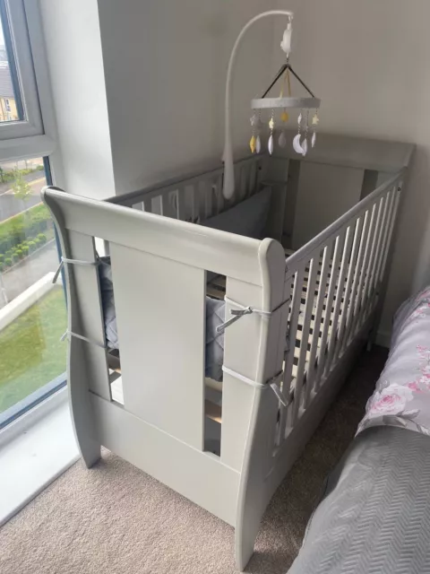 baby cot bed with drawer, mattress & Baby Mobile