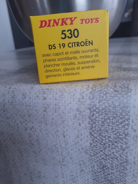dinky toys citroen  Ds19 capot et coffre ouvrant 5
