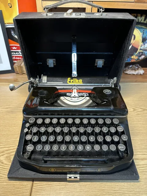 Schreibmaschine ERIKA Modell Nr. 8 Reiseschreibmaschine im Koffer Typewriter
