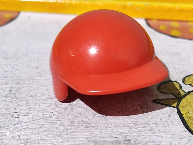 Casque Rouge Playmobil Catégorie 1 Réf 24 - Accessoire Occasion En Très Bon état