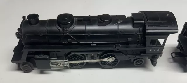 Vintage Lionel O Gauge 242 Steam Engine Locomotive Train & Tender