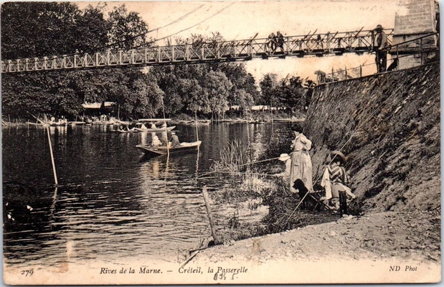 94 CRETEIL - la passerelle sur les rives de la marne.