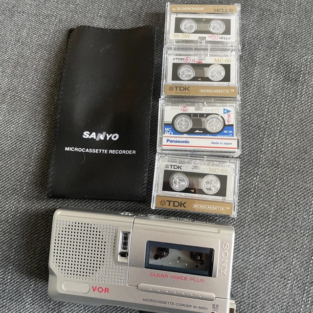 SONY M560V CLEAR Voice Plus VOR Microcassette Recorder & Cassettes £39