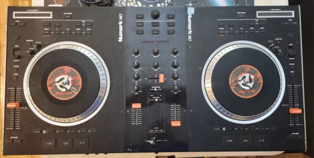 Numark NS7 Digital DJ Controller