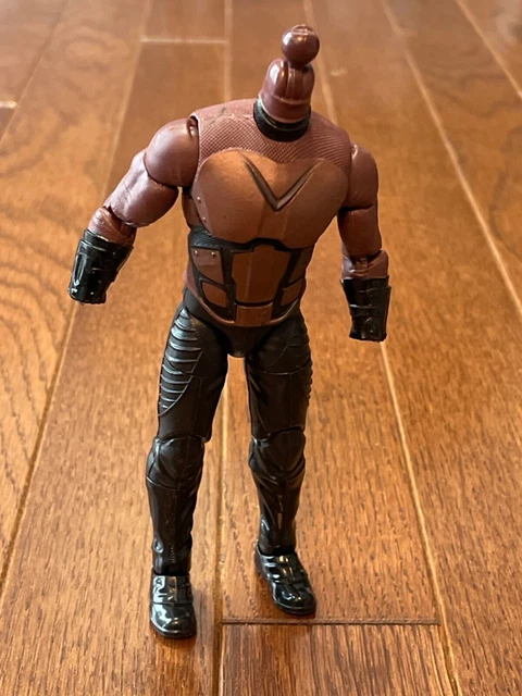 Hasbro Marvel Legends Series X-Men (MAGNETO) 6"  SCALE (BODY ONLY) 2020