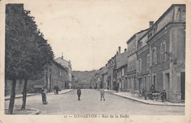 Carte postale ancienne LONGUYON 17 rue de la halle écrite