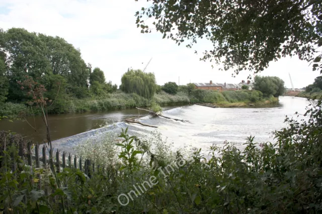 Photo 6x4 Diglis Weir on the river Severn Worcester The weir has been bui c2010