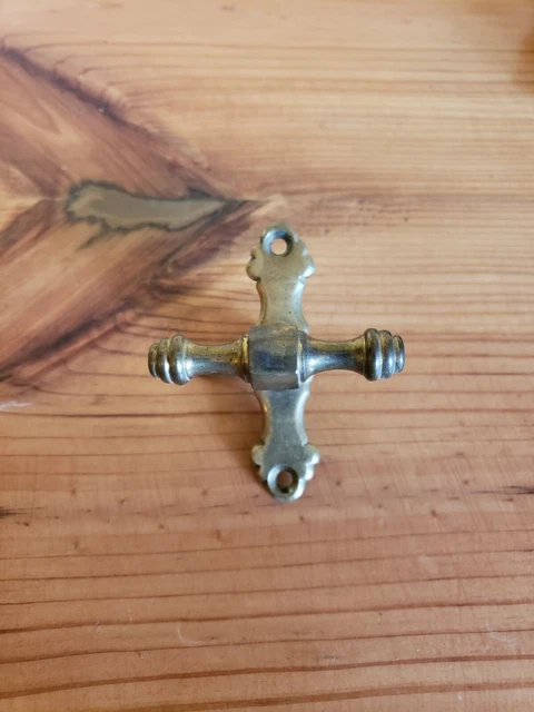 Vintage Cabinet Cupboard Door Latch Bow Tie Twist Handle Solid Brass
