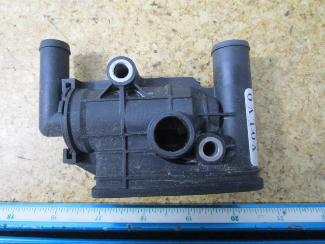 0700 OEM Volvo Penta Thermostat Housing STBD 40005486 22643083