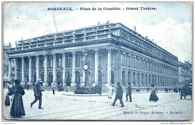 33 BORDEAUX --- place de la comedie grand theatre