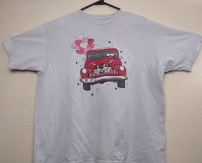 buc ee's valentines day shirt