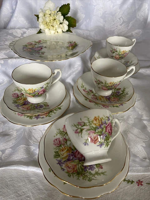 VINTAGE ROSLYN FINE Bone China Made In England Tea Set For 4 With Cake ...
