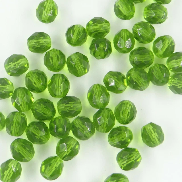 F167 ***20 perles verre de Bohême à facettes 8 mm VERT OLIVINE