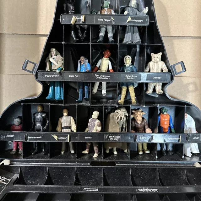 Vintage Star Wars Darth Vader case with 16 assorted figures / 1977- 1983 Lot #1