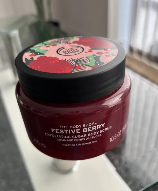 The Body Shop Festive Berry Exfoliating Sugar Body Scrub 250ml Limited Edition