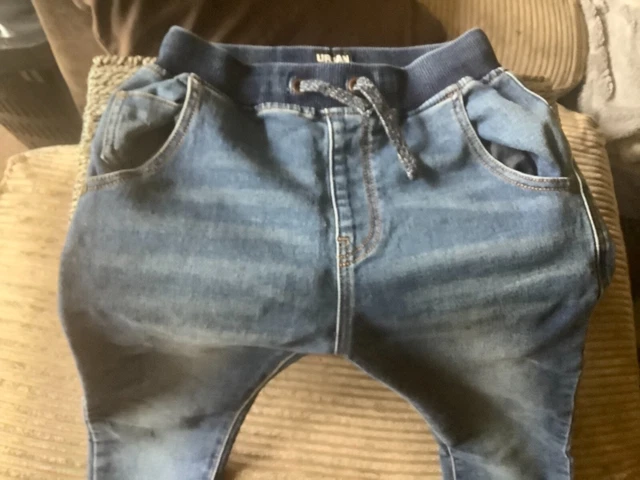 jeans per bambini -next age 9 elasticizzati vita e parte inferiore delle gambe in buone condizioni