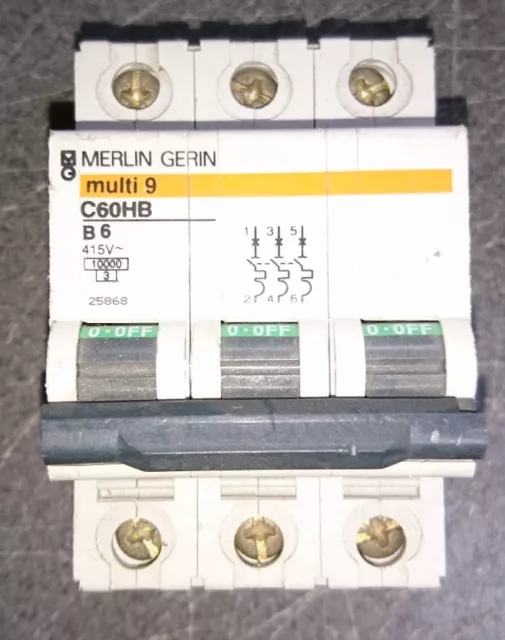 Merlin Gerin Multi 9 C60 B 6 3-polig MCB