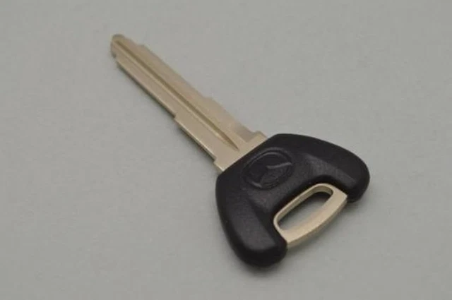MAZDA OEM RX-7 RX7 FD3S Rotary Type Primary key Main key Raw blank key ...