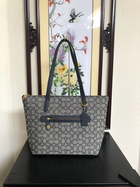 Signature jacquard taylor 2025 tote