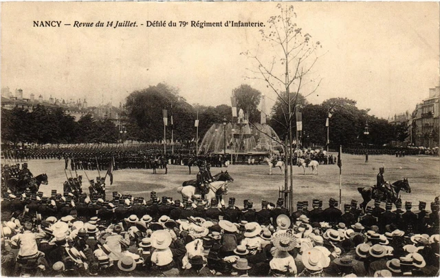 CPA Militaire Nancy - Revue du 14 Juillet - Défilé du 79e (90783)