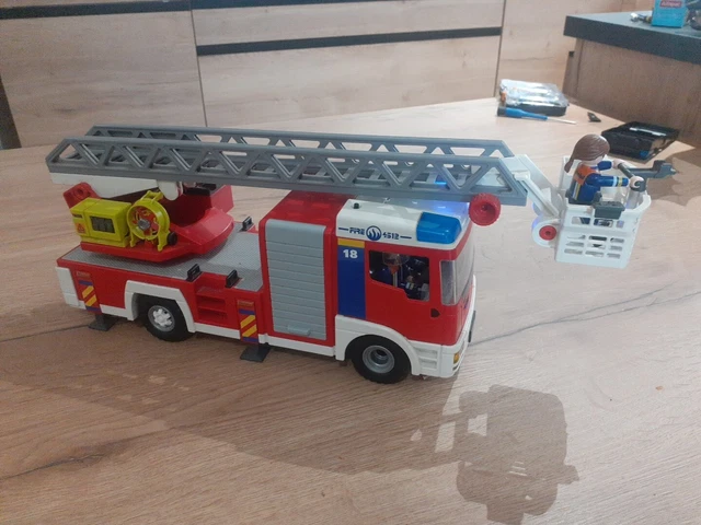 Playmobil 4820 camion pompier et sa grande échelle - Jeux & Jouets