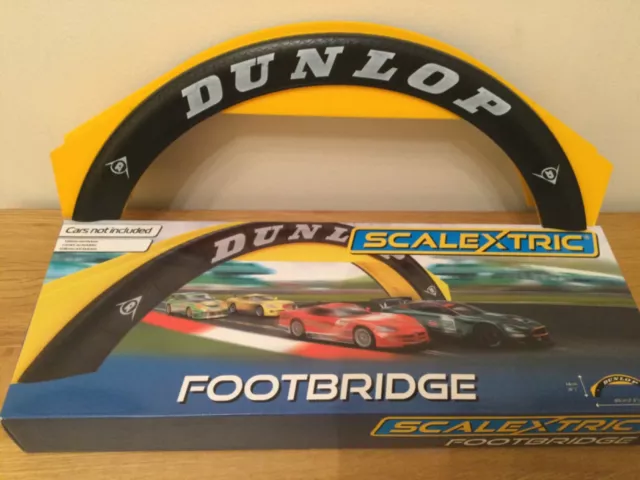 Scalextric  "Dunlop" Footbridge -  C8332   Brand New - Boxed