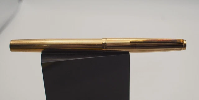 Stylos - Petit stylo plume Edacoto plaqué or