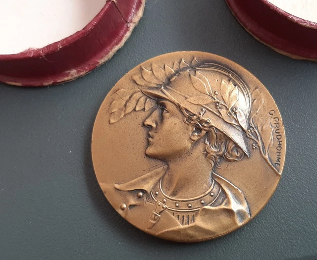 Médaille russe depuis 10 ans de service dans les forces armées de l`urss
