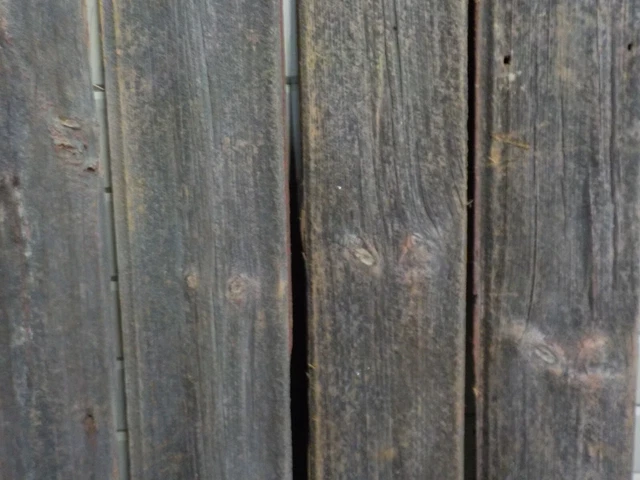 Reclaimed Weathered Wood Old Barn Board Wood Lumber Siding Rustic Decor Crafts 7