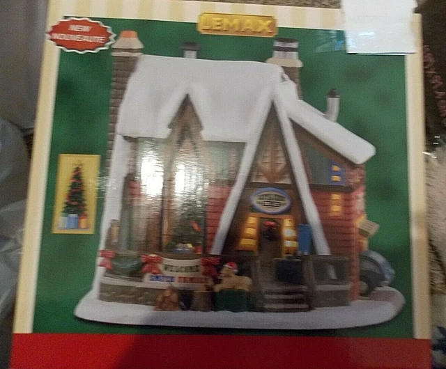 LEMAX Christmas Village NEW 2021 Mountain Holiday Reunion