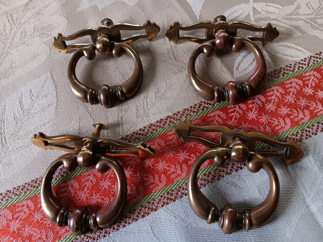 Set of 4 Vintage Keeler Brass Co. Dresser / Cabinet Drawer Drop Handle Pulls