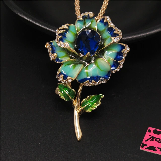 New Betsey Johnson Blue Enamel Beautiful Flower Crystal Pendant Women Necklace