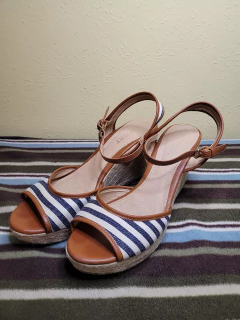 Report Wedges Womens Shoes Size 11