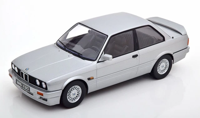 BMW 325i E30 Touring Gris - Ottomobile OT926 - 1/18 - Limitée 171/3000 - Neuf