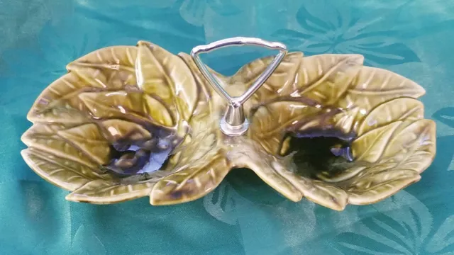 Vtg Green Relish Condiment Dish Tray Pottery Leaf Wade California Center Handle