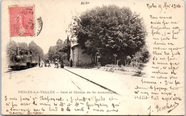 95 NESLES LA VALLEE - gare et chemin de fer economique.